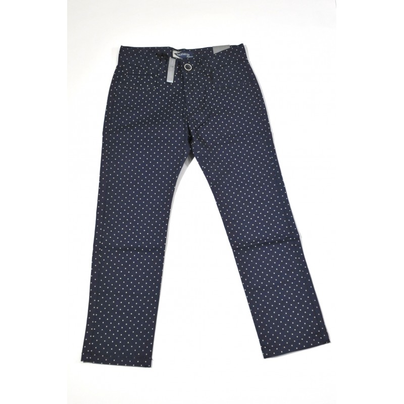 Pantalone Sarabanda in twill stretch di cotone in due varianti colore per bambino da 3 a 7 anni Pantalone Sarabanda in twill stretch di cotone in due varianti colore per bambino da 3 a 7 anni