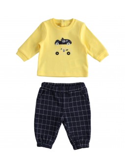 Completo due pezzi...