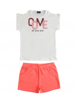 Completo t-shirt e shorts...